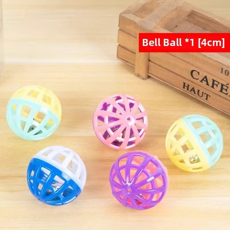 Cat enrichment toy to reduce boredom