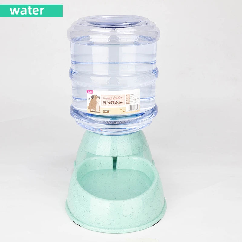 Convenient feeding and drinking bowl for pets