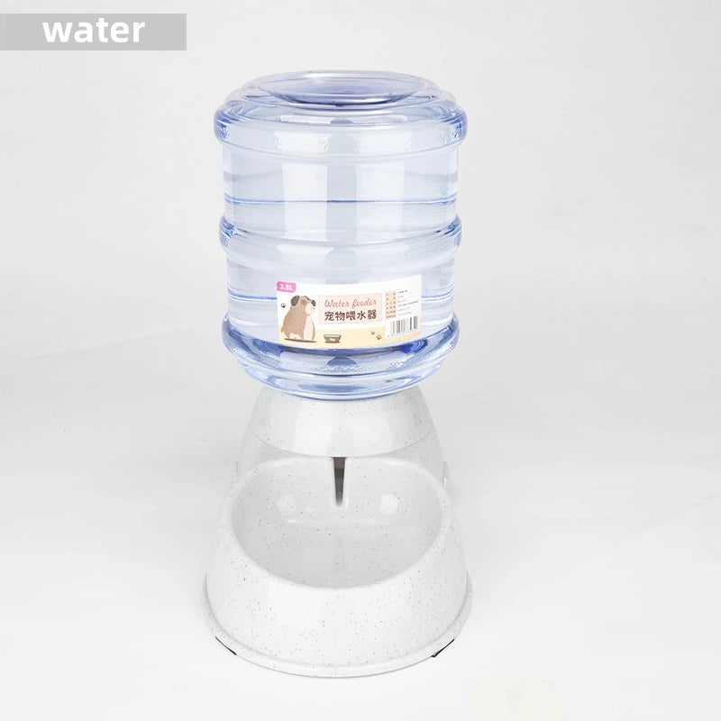 Convenient feeding and drinking bowl for pets